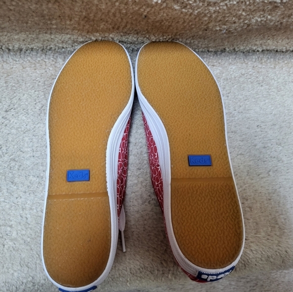Brand New! TAYLOR SWIFT GLASSES PRINT KEDS! - Picture 5 of 9